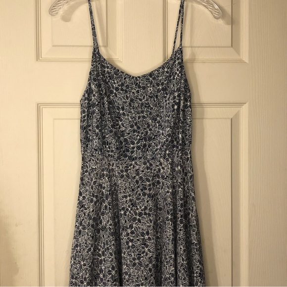 Dark Blue Dress w/ Floral Motif in white, flowy skirt, adjustable straps, Medium - Picture 3 of 7